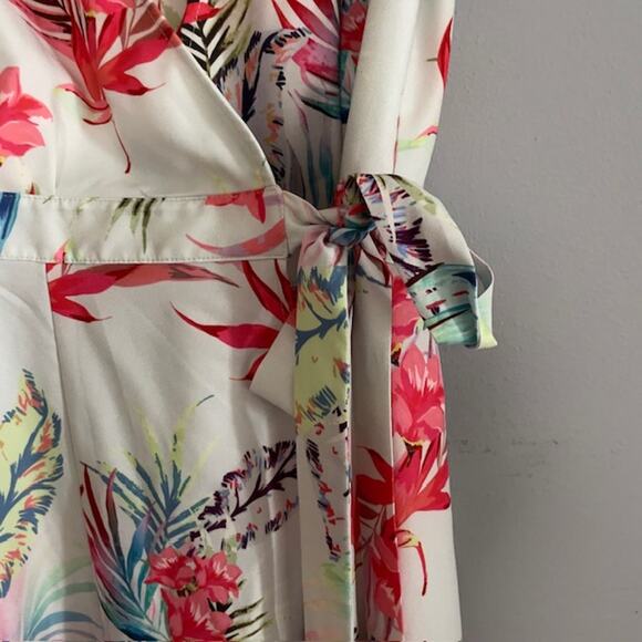 Bollie Tropical Floral Print Maxi Wrap Dress Size 8 Flutter Sleeve Feminine Date - Picture 7 of 10